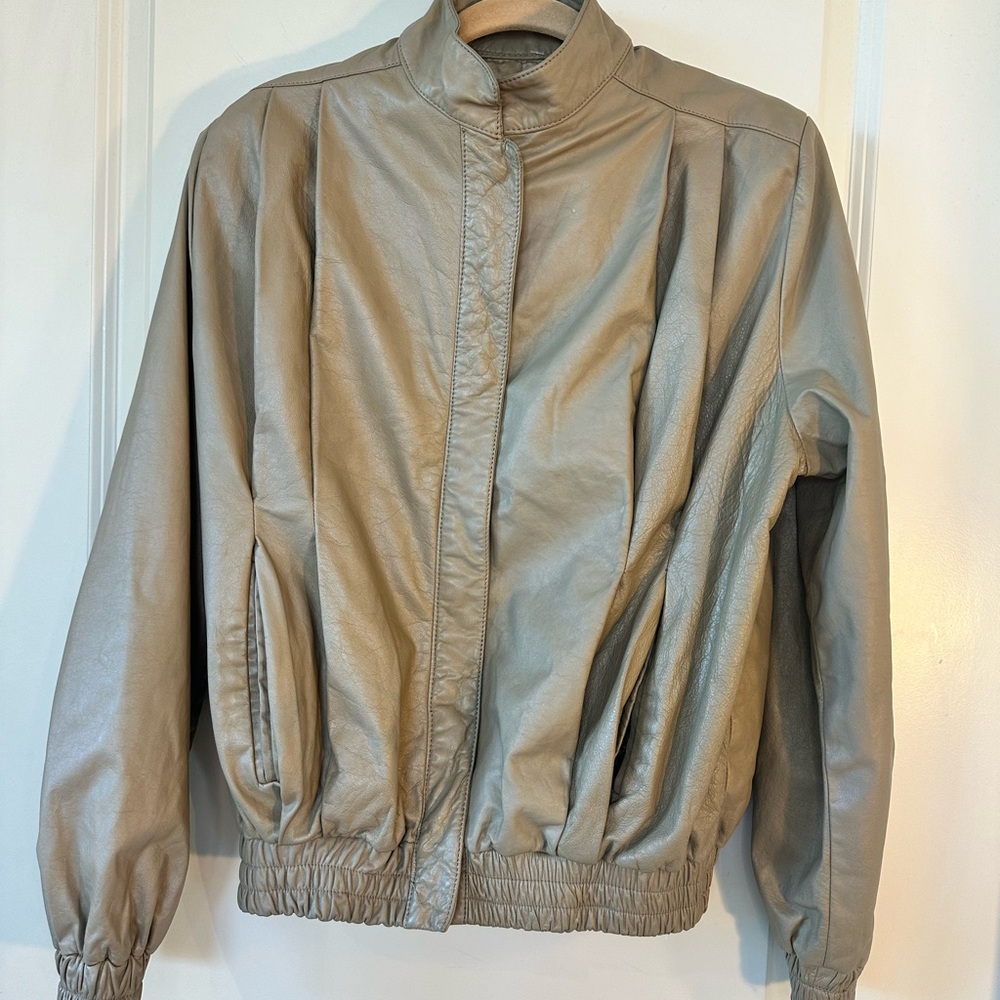 Vintage 100% Leather Taupe/Tan Pleated Zip Up & Button Up Bomber Jacket,Size M/L